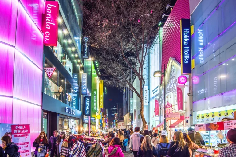 Myeongdong est un lieu connu de K-pop