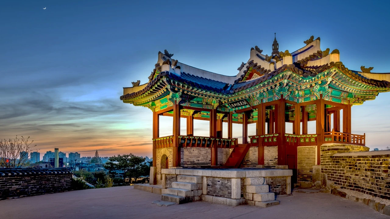 JOUR 13 : SÉOUL - JOURNÉE LIBRE AVEC NOS SUGGESTIONS OU ESCAPADE HISTORIQUE A SUWON