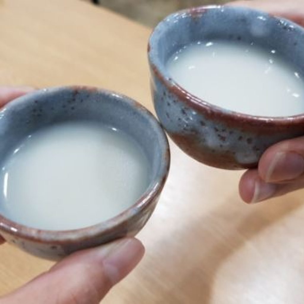 L'alcool de riz coréen : le makgeolli