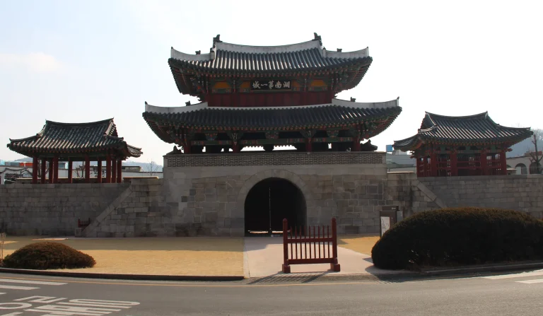 porte Pungnammun